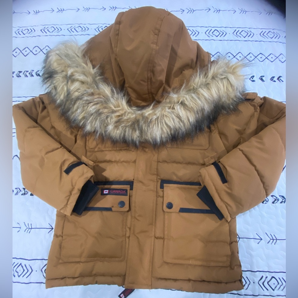 Boys Youth Size 10/12 Feather Down Heavy Snow Coat (waterproof) with faux fur